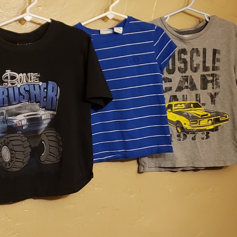 Boys 3 pak t shirts size 5/6
